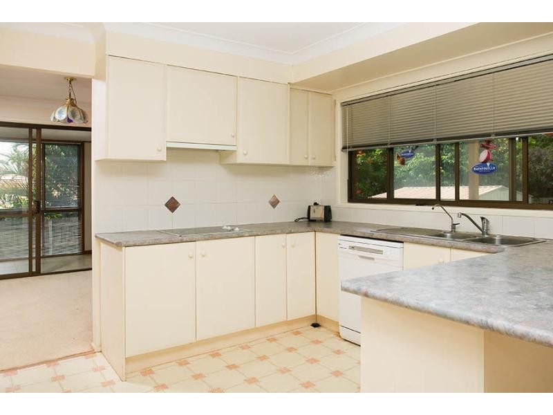 60 Salisbury Street, Redland Bay QLD 4165