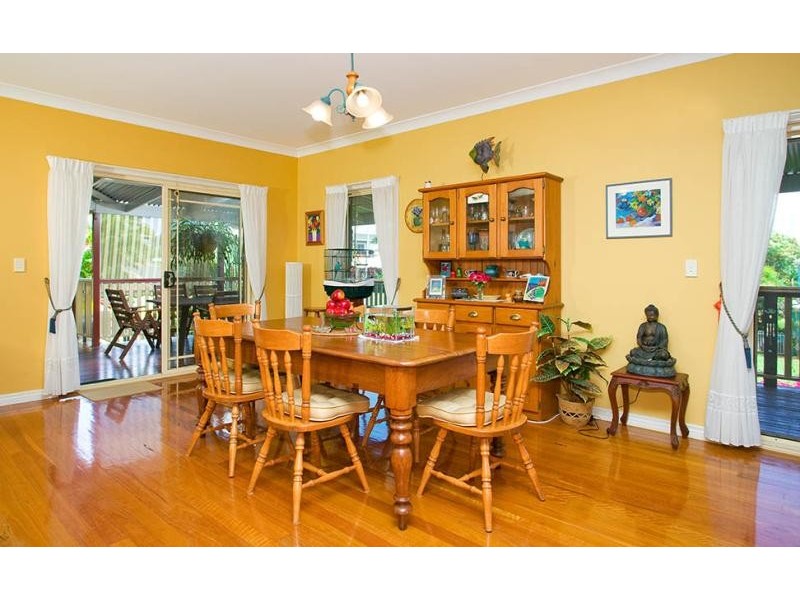 2 Kruger Street, Redland Bay QLD 4165