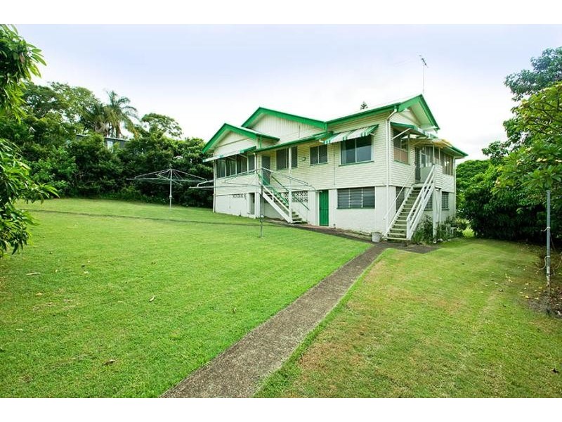 179 Virginia Avenue, Hawthorne QLD 4171