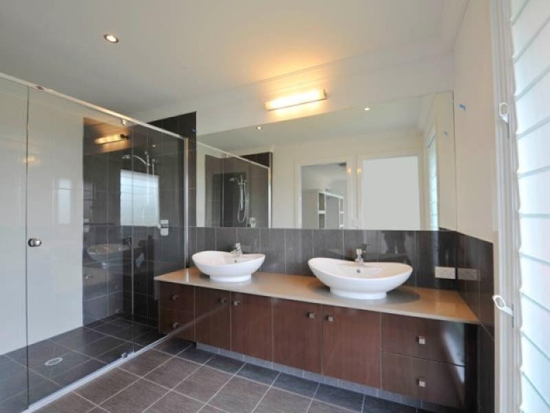 4 School Street, Hendra QLD 4011