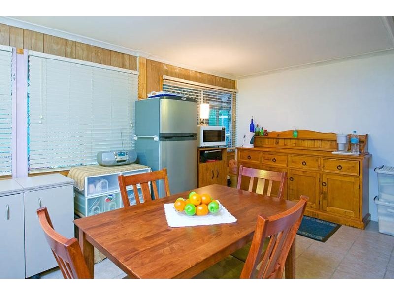 16 Babamande Street, Redland Bay QLD 4165