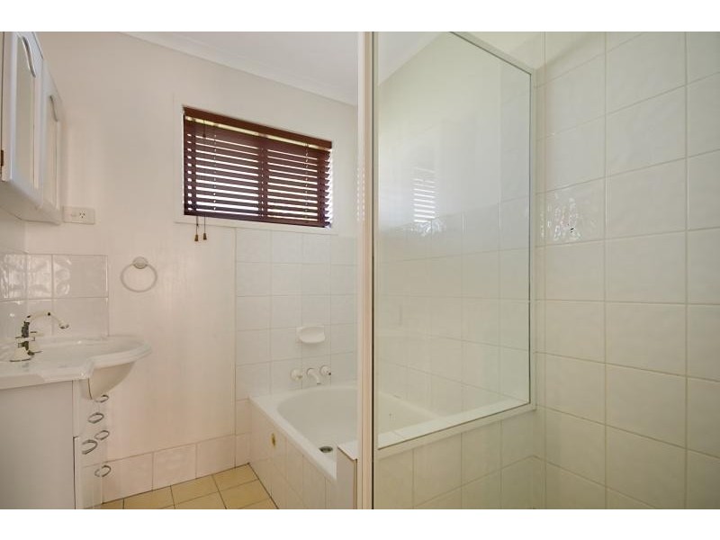 37 Rosella Street, Wellington Point QLD 4160