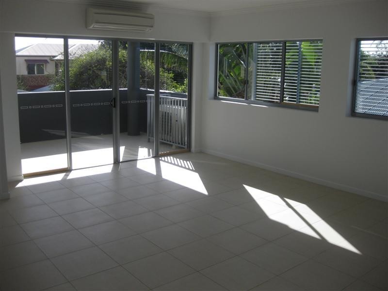 Apartment 13/150 Middle Street, Cleveland QLD 4163