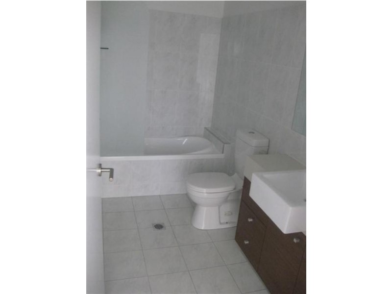 Apartment 13/150 Middle Street, Cleveland QLD 4163