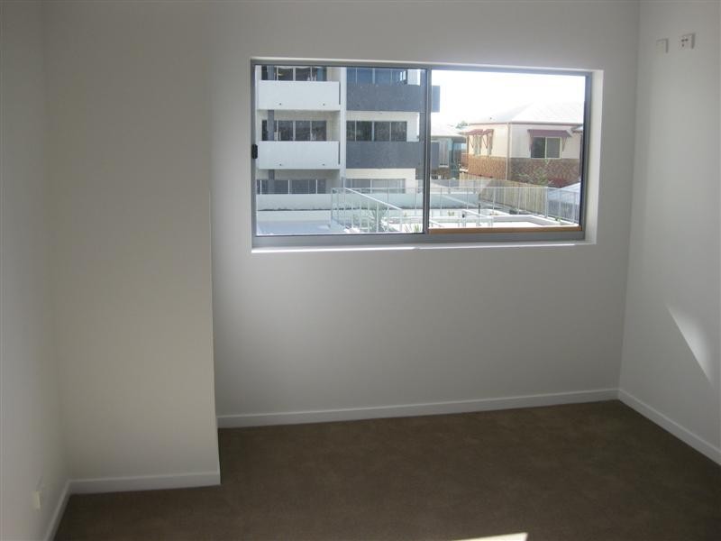Apartment 13/150 Middle Street, Cleveland QLD 4163