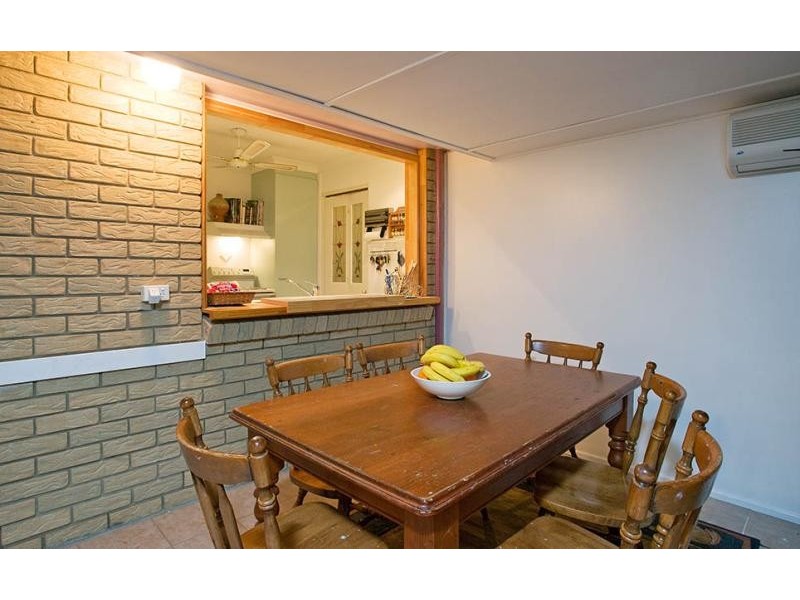 16 Babamande Street, Redland Bay QLD 4165