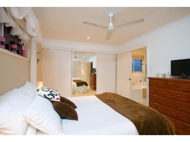 16 Babamande Street, Redland Bay QLD 4165