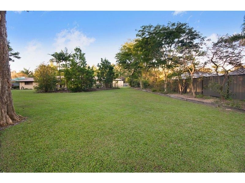 12 Clay Gully Road, Victoria Point QLD 4165