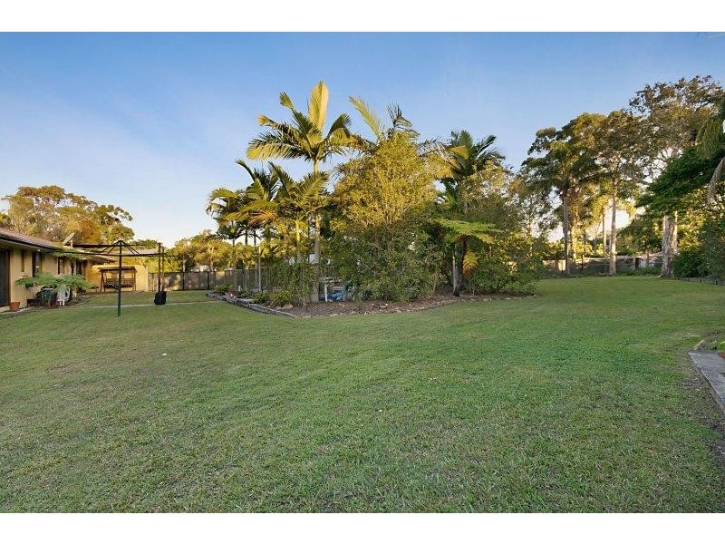 12 Clay Gully Road, Victoria Point QLD 4165