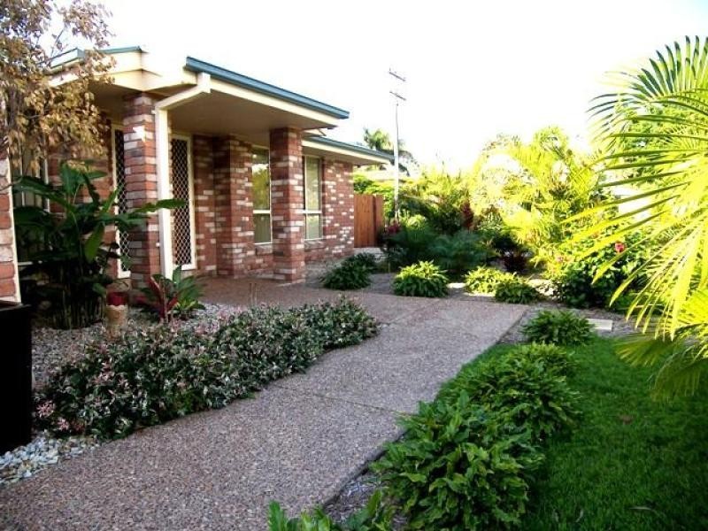 13 Tathra Court, Redland Bay QLD 4165