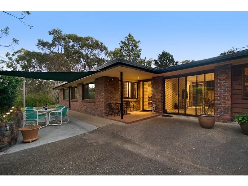 24 Lyndon Road, Capalaba QLD 4157