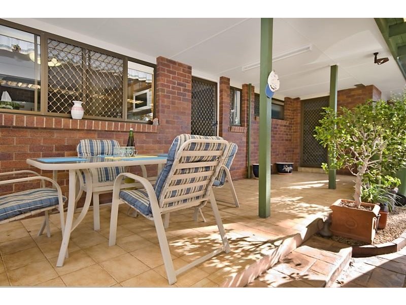 9 McCullagh Street, Cleveland QLD 4163