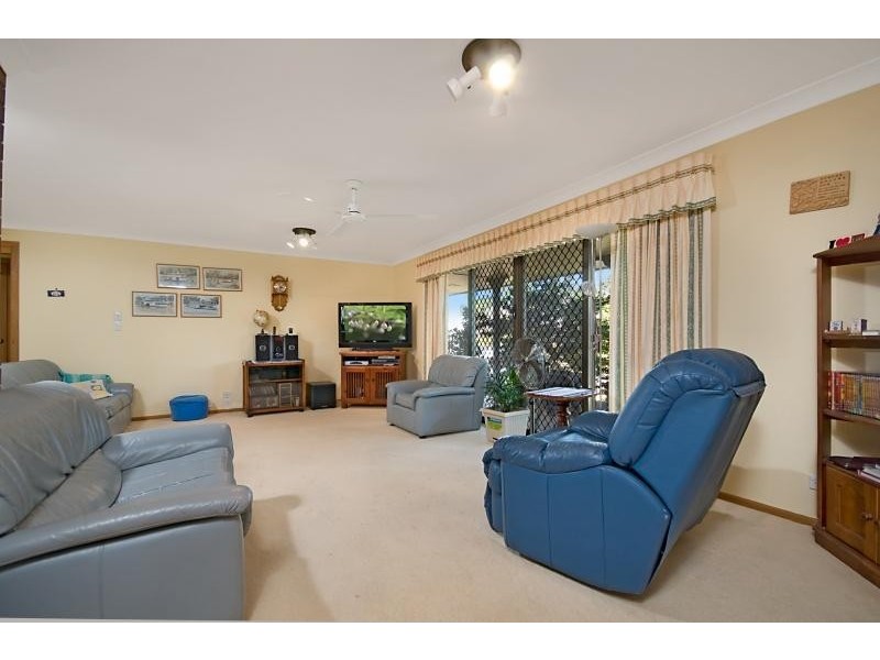 9 McCullagh Street, Cleveland QLD 4163