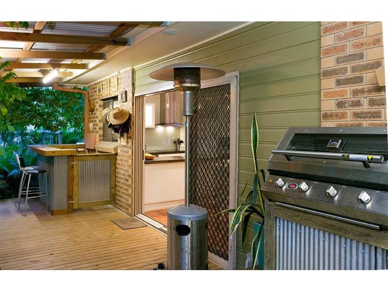 40 Rosella Street, Wellington Point QLD 4160