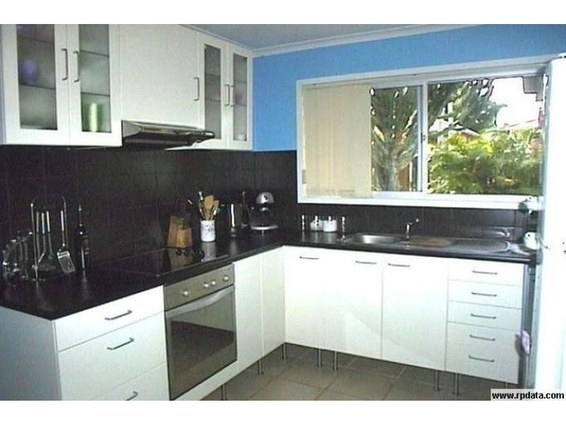 131 Dart Street, Redland Bay QLD 4165