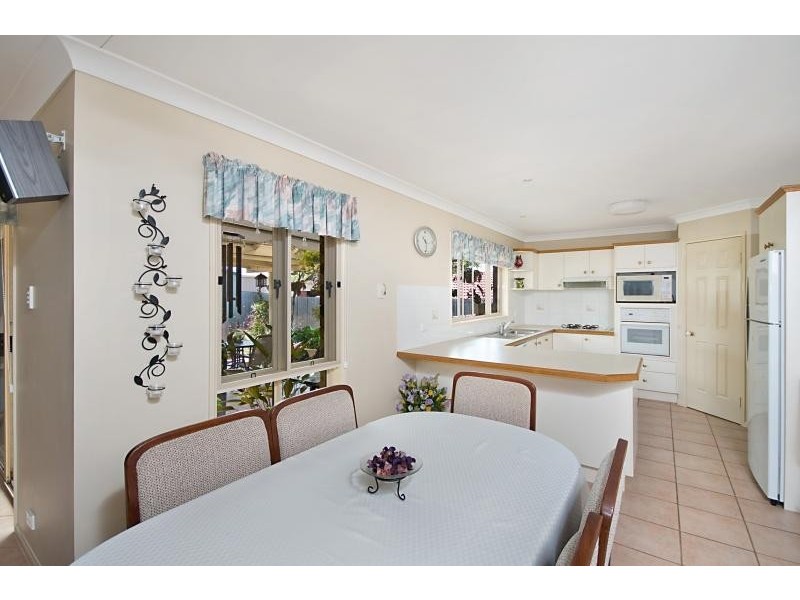 10 Montgomery Drive, Wellington Point QLD 4160