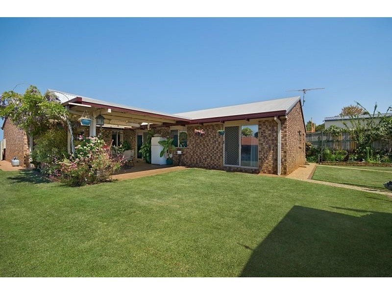 10 Montgomery Drive, Wellington Point QLD 4160