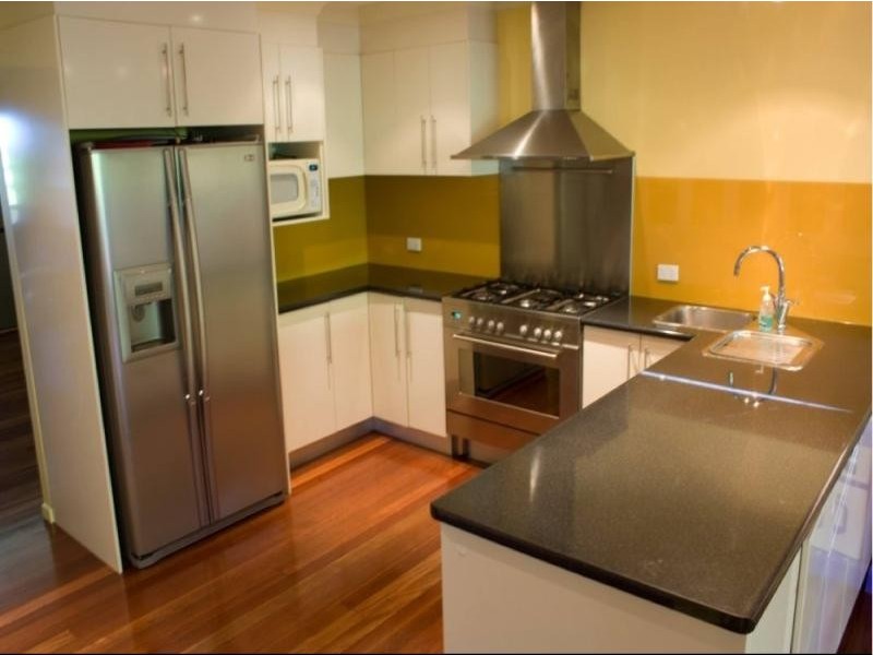 39 Hannam Street, Wynnum QLD 4178