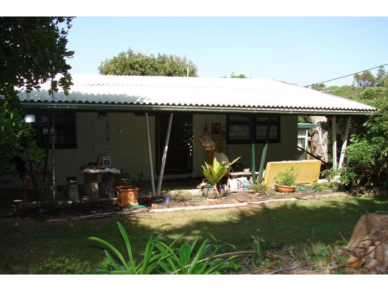 75 Mooloomba Road, Point Lookout QLD 4183