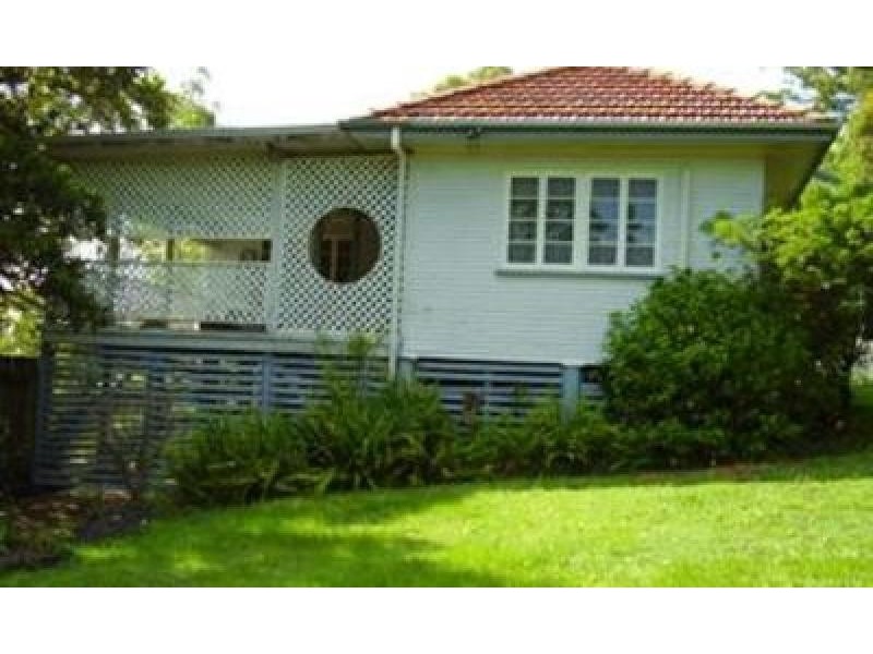 51 Hockings Street, Holland Park QLD 4121