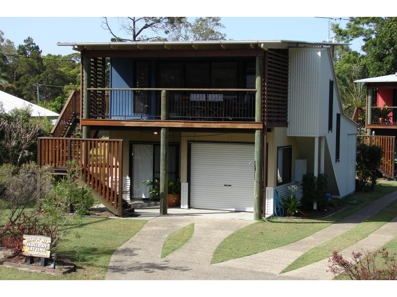 1&2/20 Birch Street, Amity Point QLD 4183