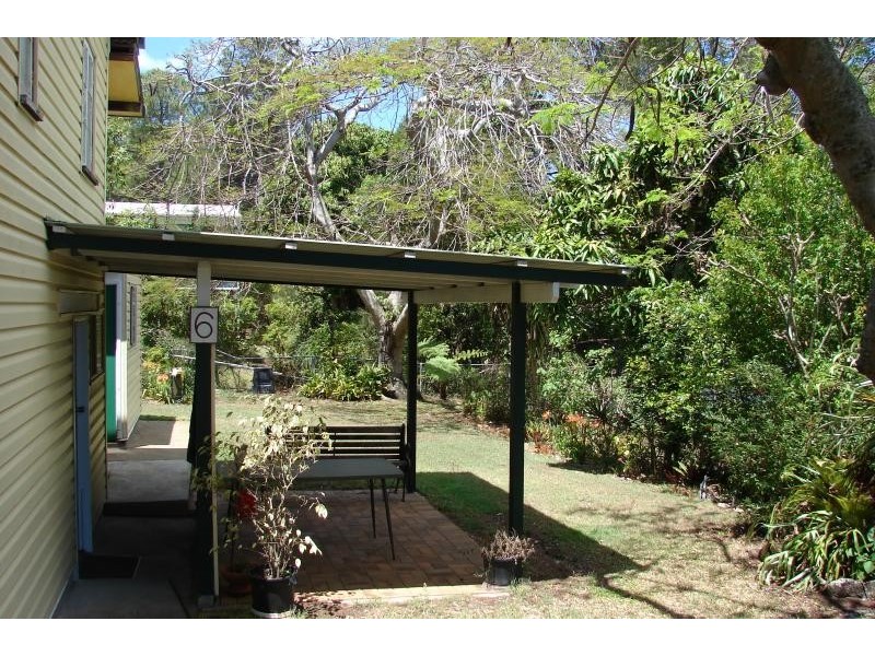 6 Millers Lane, Amity Point QLD 4183