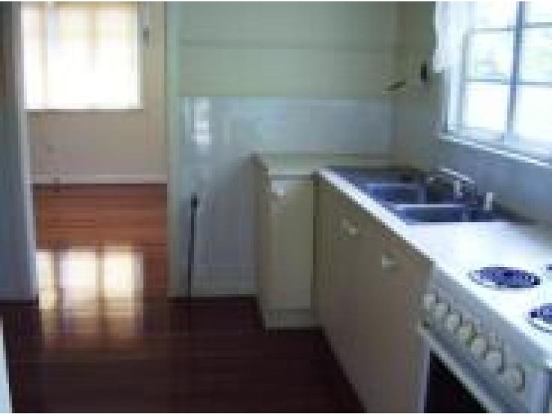 51 Hockings Street, Holland Park QLD 4121