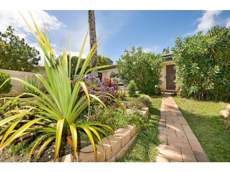 16 Wunulla Street, Thorneside QLD 4158