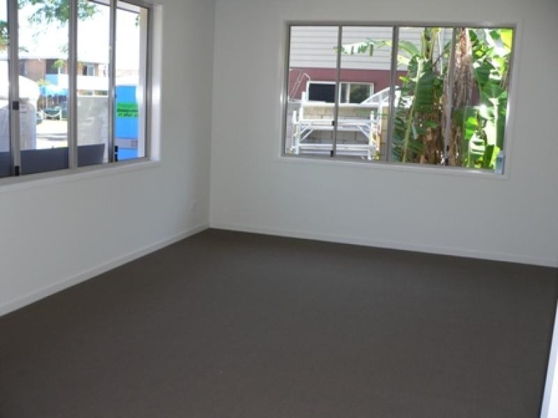 37 Little Shore Street, Cleveland QLD 4163