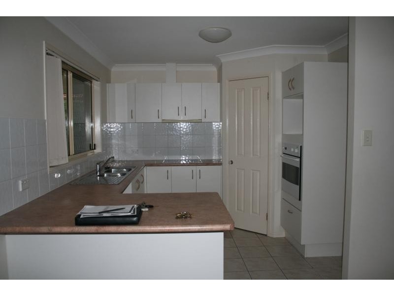 15 Daysland St, Victoria Point QLD 4165