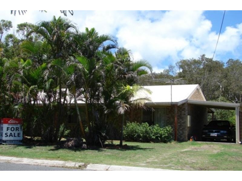 25 Gonzales St, Amity Point QLD 4183