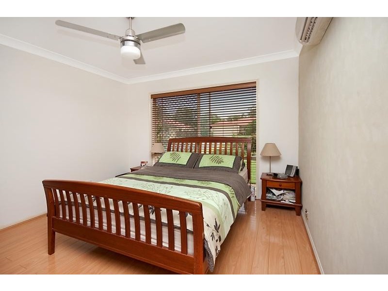 21 Neville Cl, Redland Bay QLD 4165