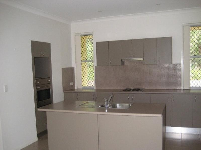 1 Cyan Place, Redland Bay QLD 4165