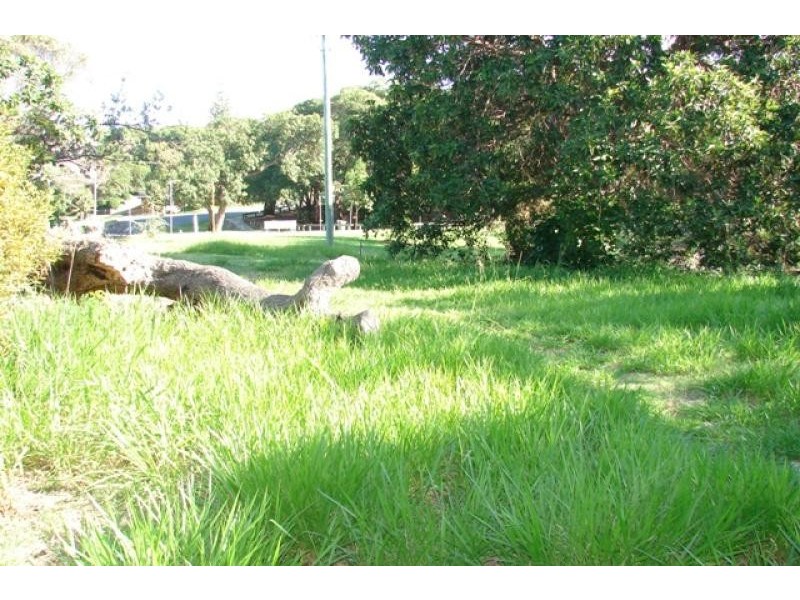 104 Mooloomba Road, Point Lookout QLD 4183