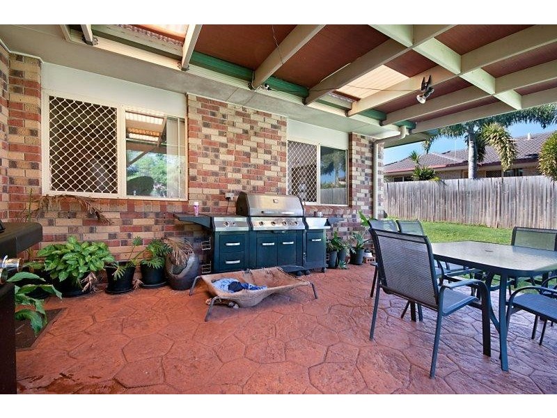 3 Melody Street, Victoria Point QLD 4165