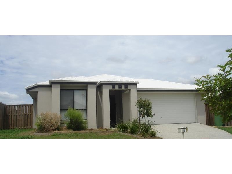13 Darylreinhardt St, Redbank Plains QLD 4301