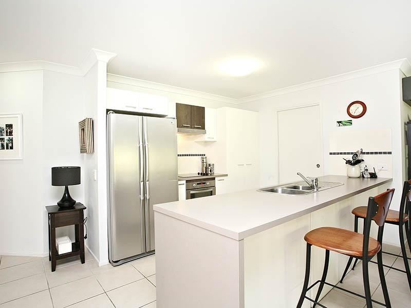 61 Azure Ave, Redland Bay QLD 4165