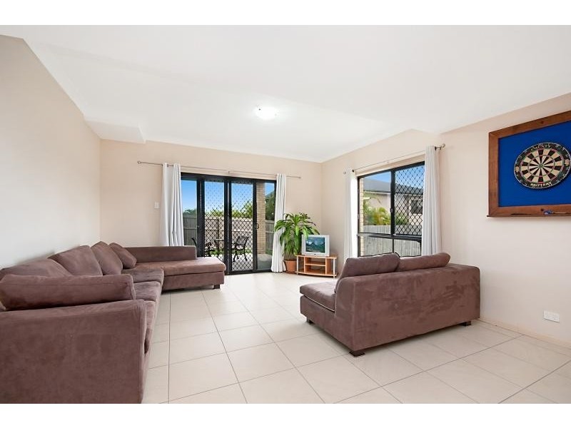 68 Penzance Drive, Redland Bay QLD 4165