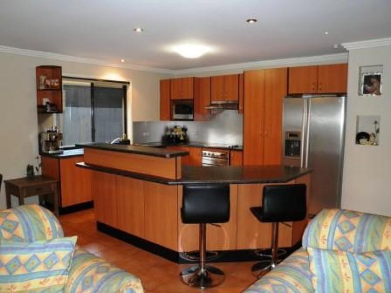 32 Kimbolton Drive, Redland Bay QLD 4165