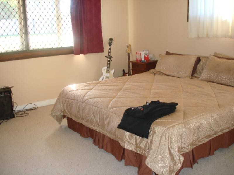 21 Phillip Street, Redland Bay QLD 4165
