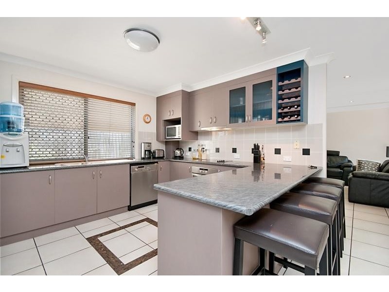 14 Kerder Street, Thornlands QLD 4164