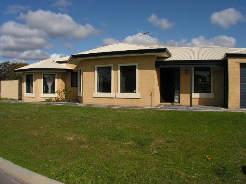 68 WRIGHT CRESCENT, Bayswater WA 6053