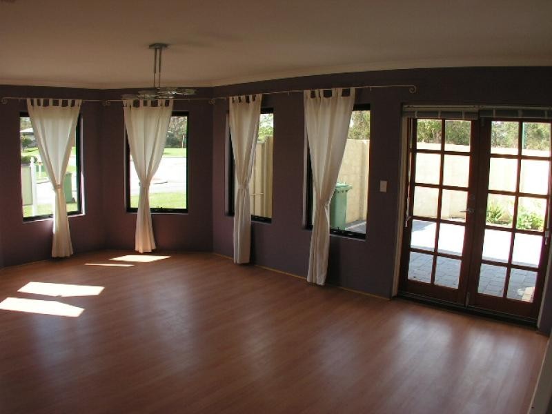 68 WRIGHT CRESCENT, Bayswater WA 6053