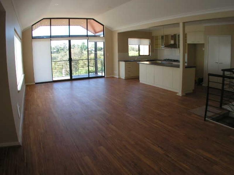 23 Morey Crescent, Bayswater WA 6053