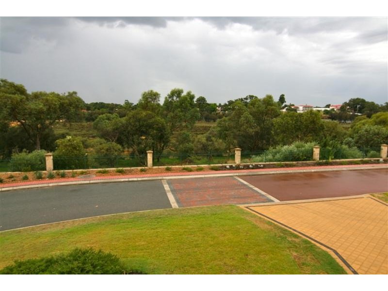 23 Morey Crescent, Bayswater WA 6053