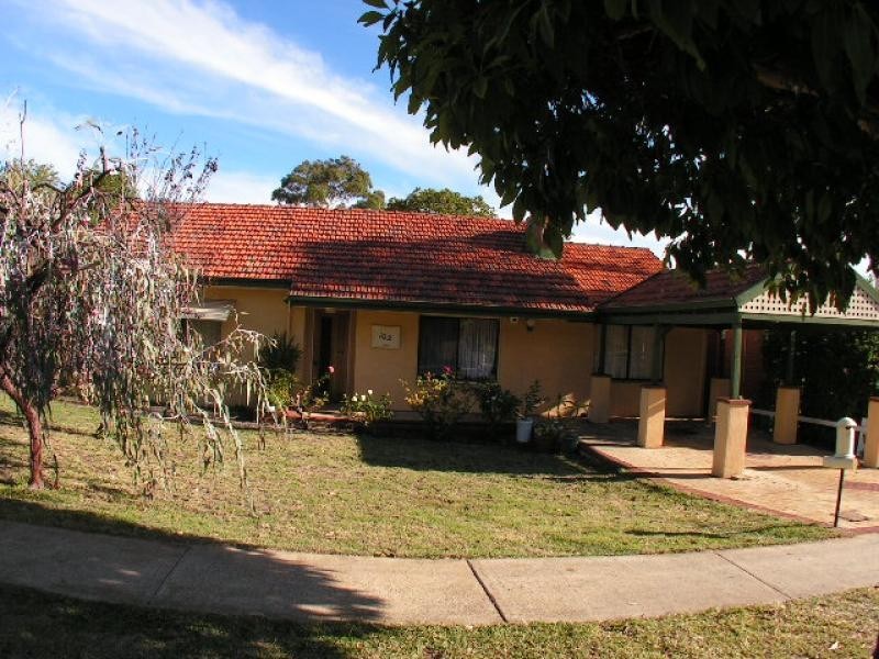 102 Crowther Street, Bayswater WA 6053