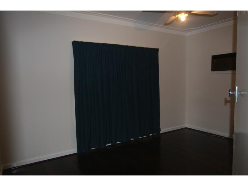 102 Crowther Street, Bayswater WA 6053