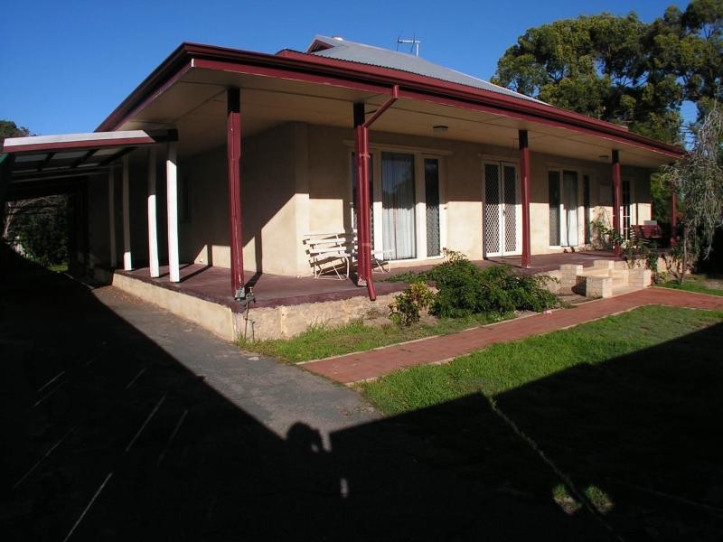 7 Shackleton Street, Bassendean WA 6054