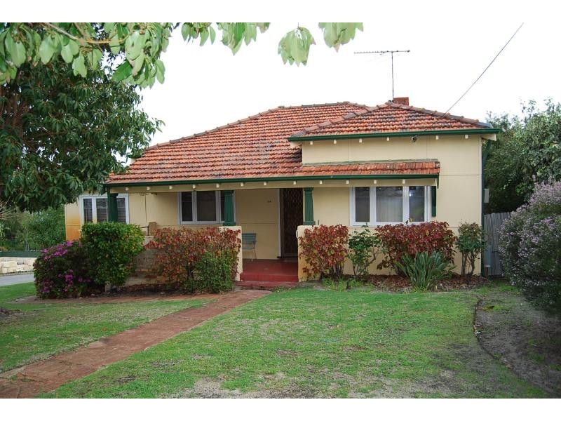 34 TRAYLEN ROAD, Bayswater WA 6053