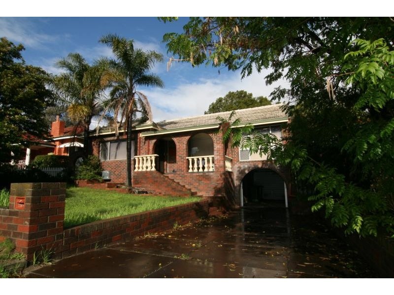 7 Toowong Street, Bayswater WA 6053